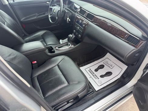 Used 2012 Chevrolet Impala LTZ image 11