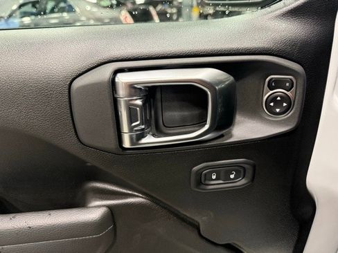 New 2026 Jeep Gladiator Sport image 9