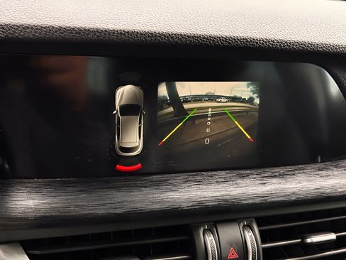 Used 2019 Alfa Romeo Stelvio w/ Nero Edizione RWD image 8