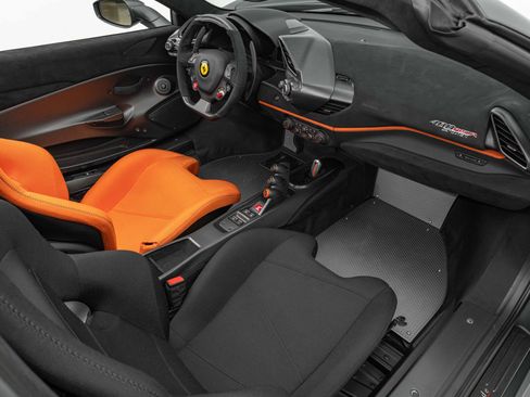 Certified 2020 Ferrari 488 Pista Spider RWD image 30