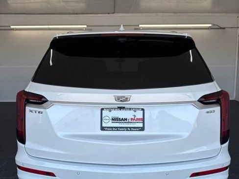 Used 2024 Cadillac XT6 Premium Luxury w/ Technology Package FWD image 35