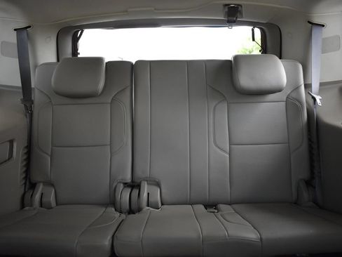 Used 2017 Chevrolet Tahoe Premier RWD image 15