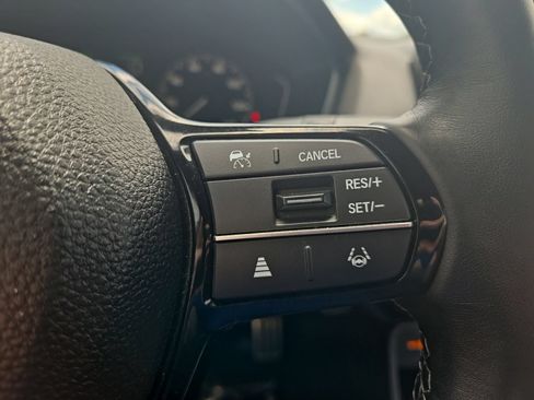 Used 2025 Honda Civic Sport image 15