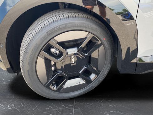 New 2026 Kia EV9 GT-Line AWD/4WD image 40