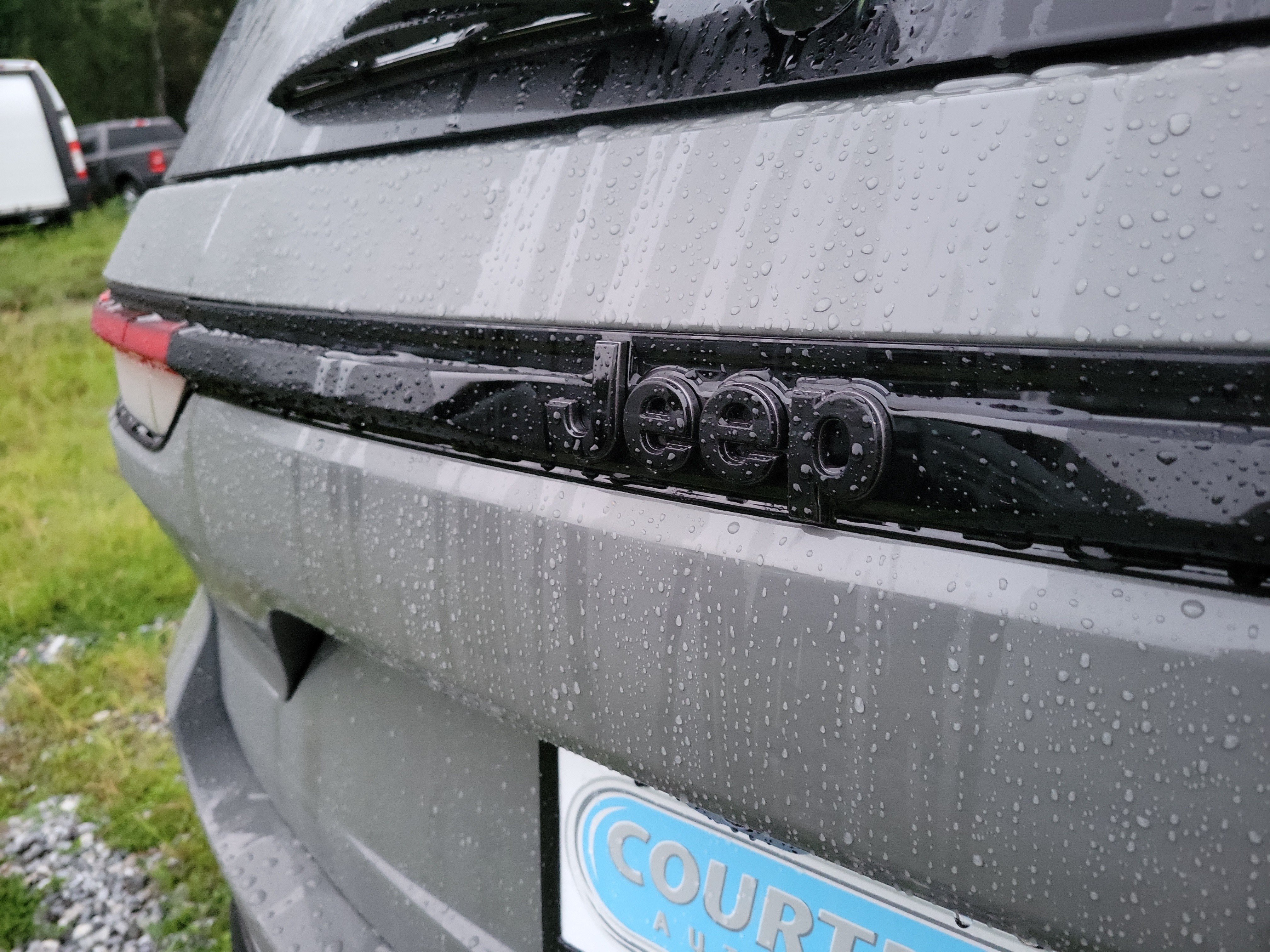 New 2027 Jeep Grand Cherokee Altitude RWD image 29