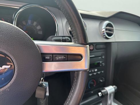 Used 2007 Ford Mustang Premium image 21