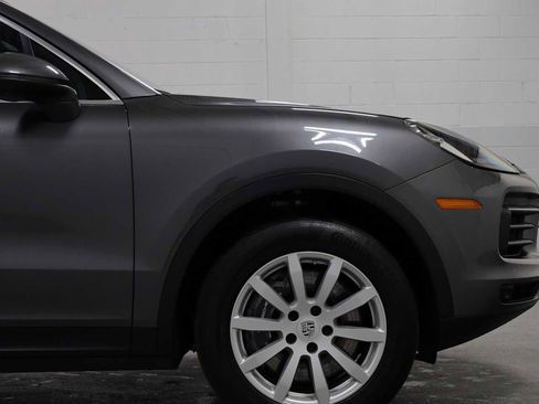Used 2022 Porsche Cayenne image 11