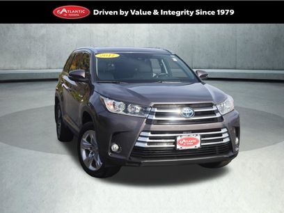 Used 2017 Toyota Highlander Limited