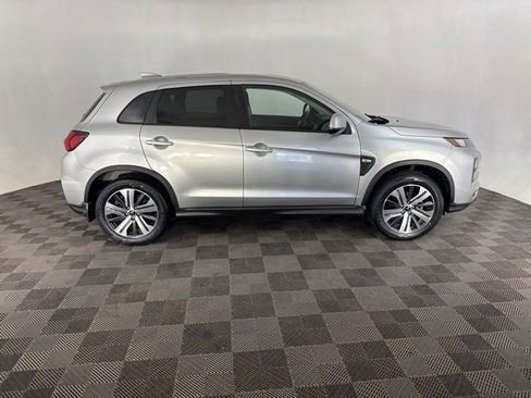Used 2023 Mitsubishi Outlander Sport SE AWD/4WD image 4