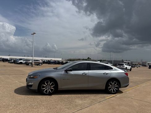 Used 2024 Chevrolet Malibu RS FWD image 12
