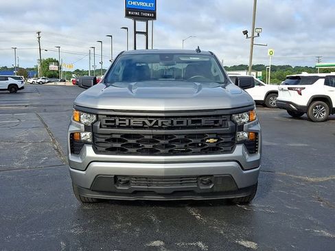 Used 2024 Chevrolet Silverado 1500 Custom AWD/4WD image 2
