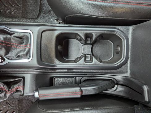 Used 2023 Jeep Wrangler Unlimited Rubicon image 28