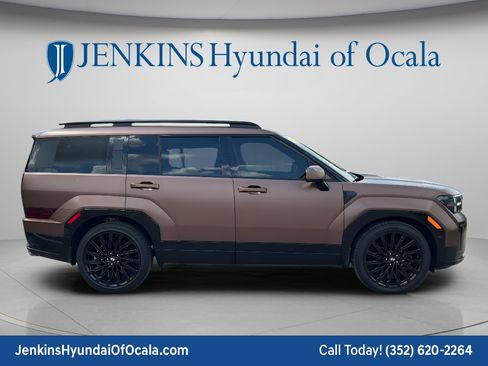 Certified 2024 Hyundai Santa Fe Calligraphy FWD image 2
