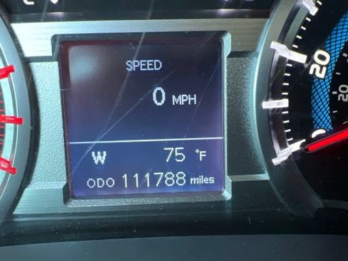 Used 2014 Toyota 4Runner SR5 AWD/4WD image 16