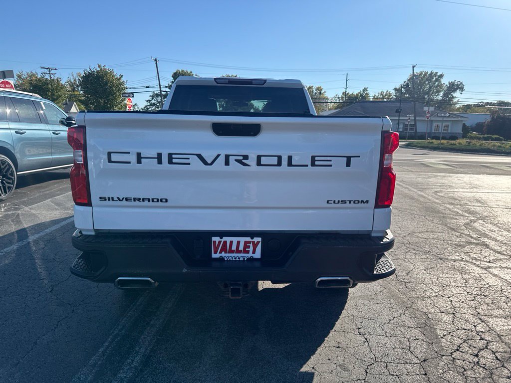 Used 2020 Chevrolet Silverado 1500 Custom Trail Boss w/ Custom Convenience Package AWD/4WD image 5