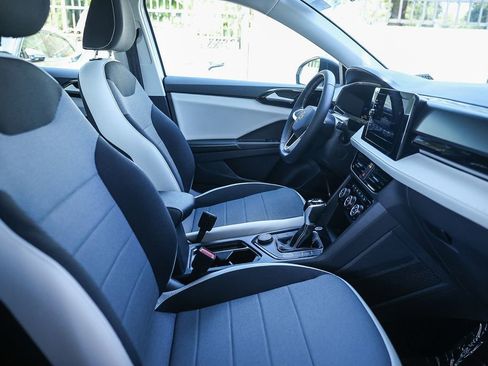 New 2025 Volkswagen Taos S image 25