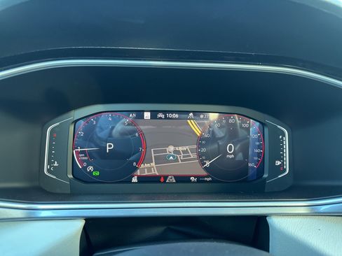 New 2026 Volkswagen Taos SEL AWD/4WD image 33
