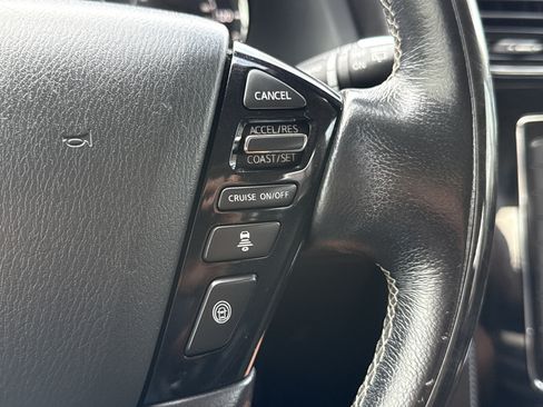 Used 2020 INFINITI QX80 Luxe w/ Proassist Package RWD image 25