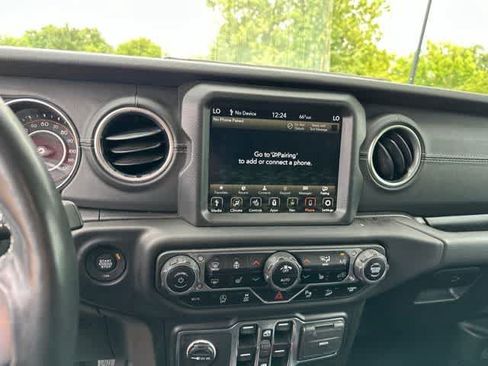 Certified 2021 Jeep Wrangler Unlimited Sahara AWD/4WD image 9