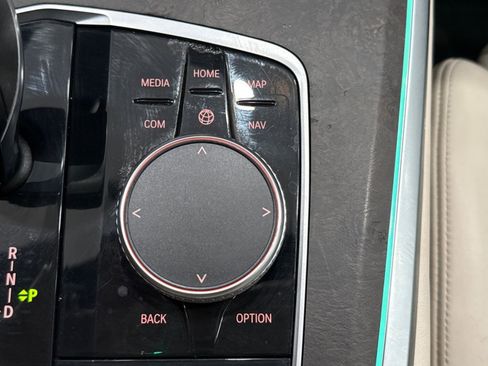 Used 2019 BMW X5 xDrive40i w/ M Sport Package image 28