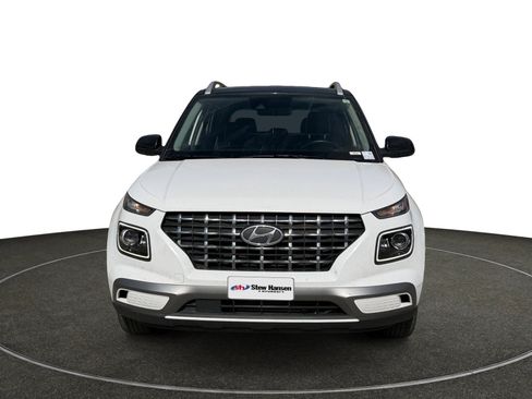 Used 2022 Hyundai Venue Limited w/ Cargo Package FWD image 10