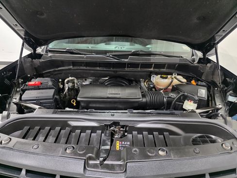 Used 2021 Chevrolet Silverado 1500 LT Trail Boss w/ Convenience Package II image 11