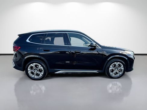 Used 2025 BMW X1 xDrive28i AWD/4WD image 2