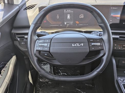 Certified 2026 Kia Sportage LX FWD image 21