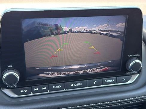 Certified 2023 Nissan Rogue SV image 17