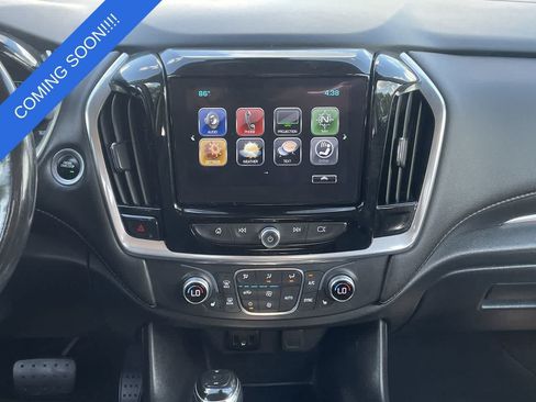 Used 2019 Chevrolet Traverse LT w/ LT Premium Package AWD/4WD image 13