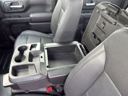 Used 2024 GMC Sierra 2500 Pro AWD/4WD image 19