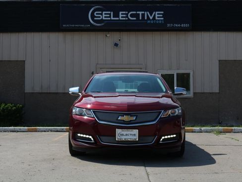 Used 2017 Chevrolet Impala Premier w/ Enhanced Convenience Package FWD image 2
