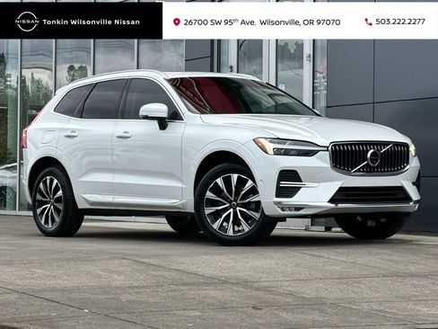Used 2023 Volvo XC60 B5 Plus AWD/4WD image 1