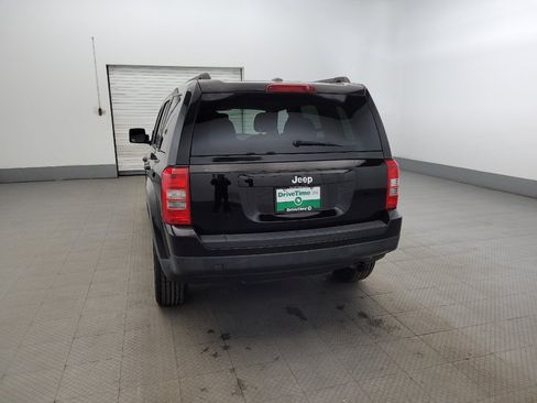 Used 2016 Jeep Patriot Sport w/ Power Value Group FWD image 6