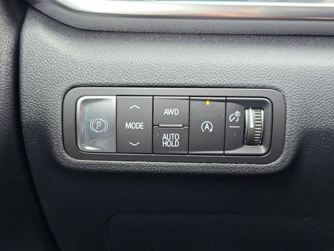 New 2026 GMC Terrain Elevation w/ Elevation Premium Package AWD/4WD image 17