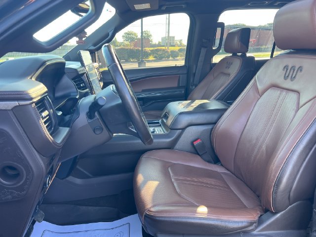 Used 2023 Ford Expedition Max King Ranch AWD/4WD image 17