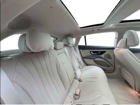 Used 2023 Mercedes-Benz EQS 450+ 4MATIC Sedan image 26