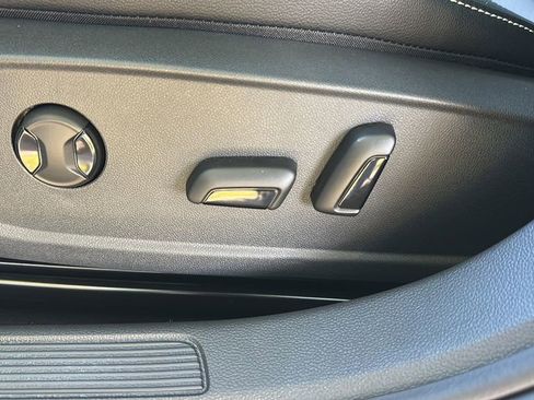 New 2026 Volkswagen Jetta SE FWD image 26