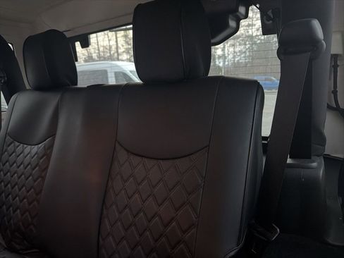 Used 2015 Jeep Wrangler Sport w/ Quick Order Package 24S image 24