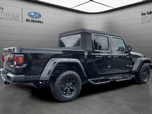 Used 2023 Jeep Gladiator Sport AWD/4WD image 4