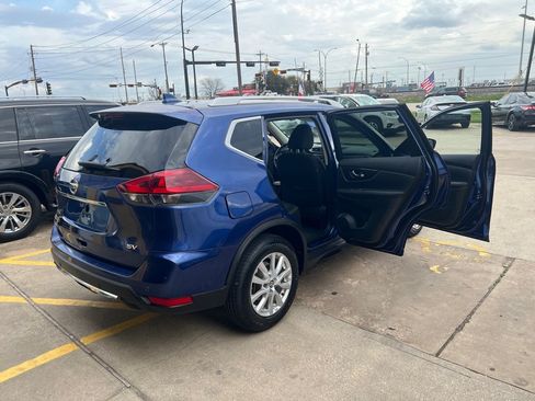 Used 2019 Nissan Rogue SV FWD image 10