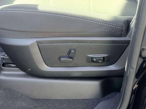 Used 2025 RAM 2500 Big Horn image 13