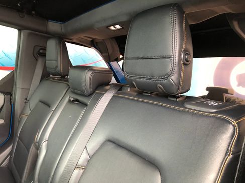 Used 2022 Ford Bronco Badlands AWD/4WD image 9