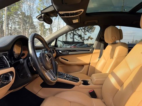Used 2018 Porsche Macan S w/ Premium Package Plus image 10