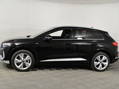 Used 2023 Audi Q4 e-tron Premium Plus w/ Premium Plus image 2