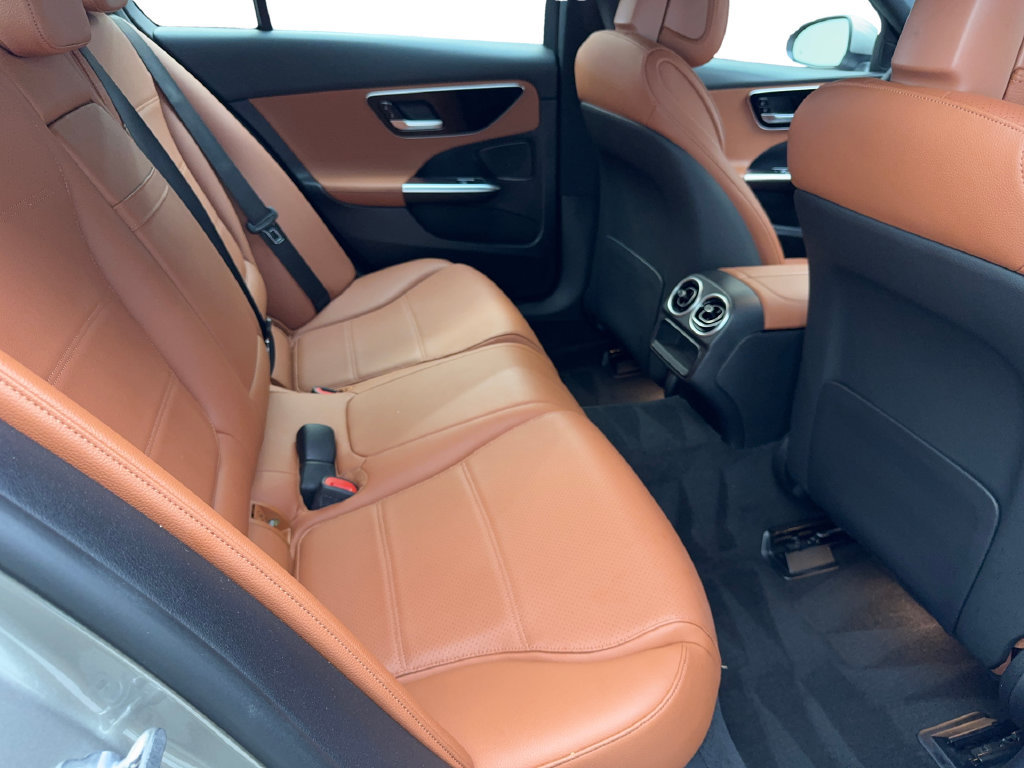 Used 2022 Mercedes-Benz C 300 Sedan image 39