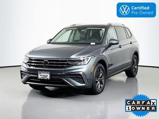 Certified 2022 Volkswagen Tiguan SE w/ Panoramic Sunroof Package AWD/4WD video 3