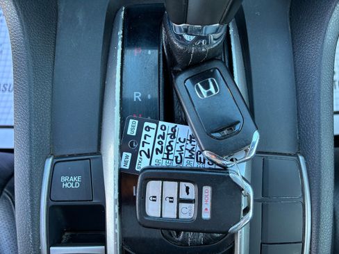 Used 2020 Honda Civic EX-L image 18