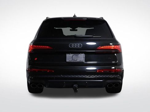 Certified 2025 Audi SQ7 Premium Plus w/ Executive Package AWD/4WD image 4
