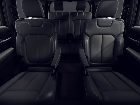 New 2026 Jeep Grand Cherokee L Limited AWD/4WD image 15